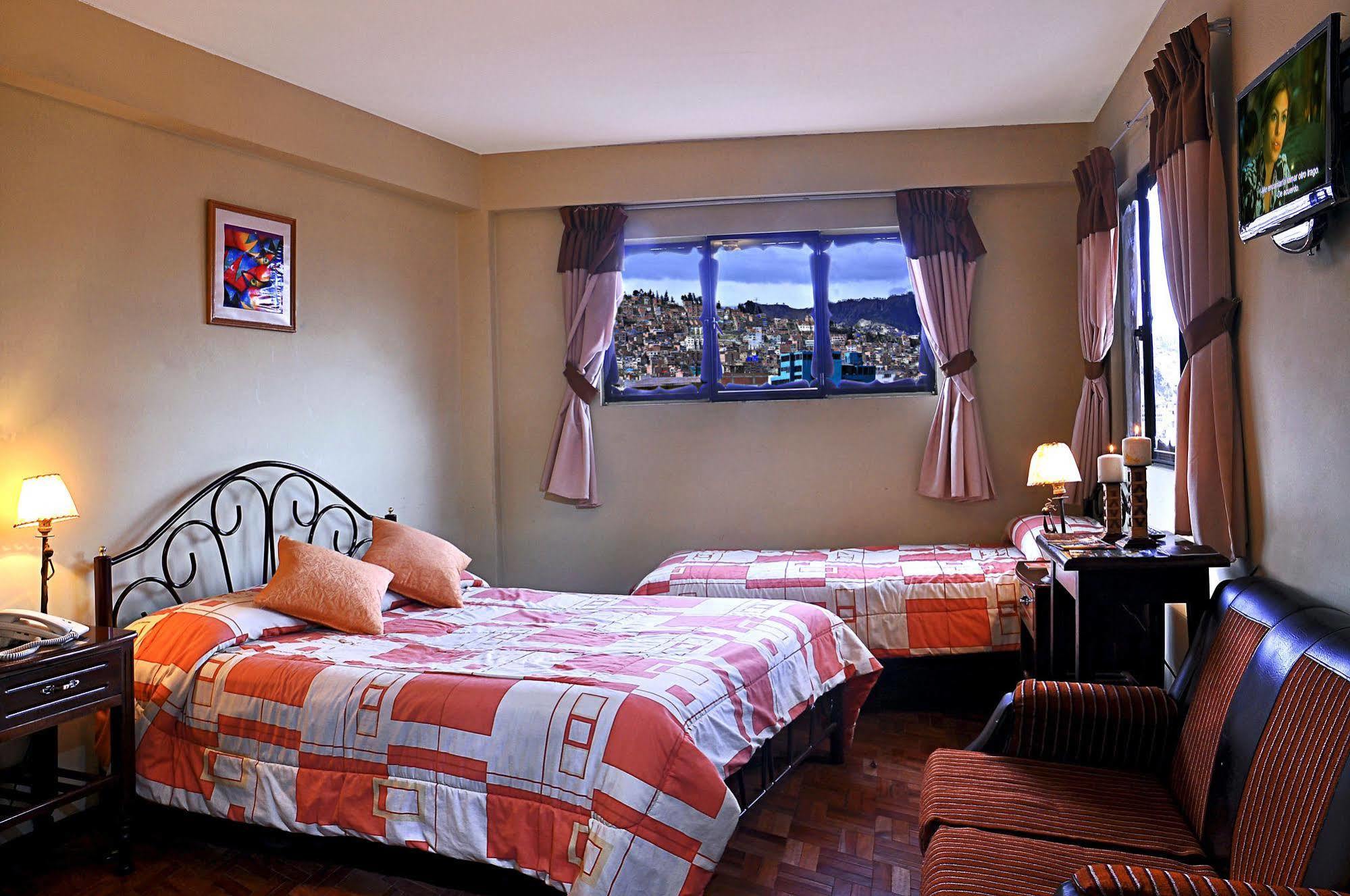 Hotel Fuentes La Paz Zewnętrze zdjęcie